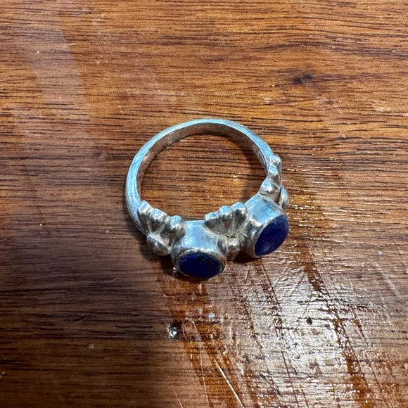 Sterling silver and lapis ring. Made in Mexico. Size approximate 9 - Picture 3 of 3